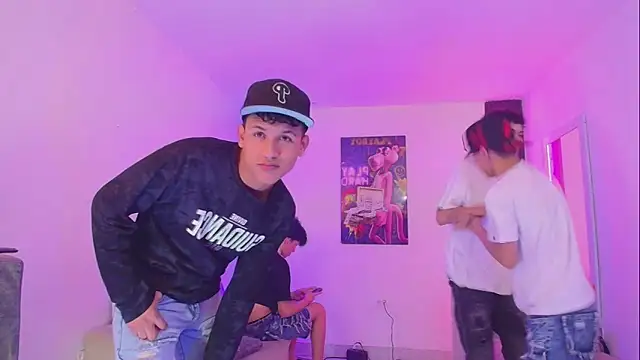 Marcus_and_Tony Show Webcam