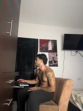 Chat XXX ao vivo de Kenny_romano