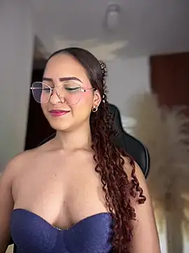 gretta_kler1 Chat XXX live