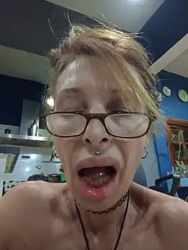 Chat XXX en directo de FrozenWaffle