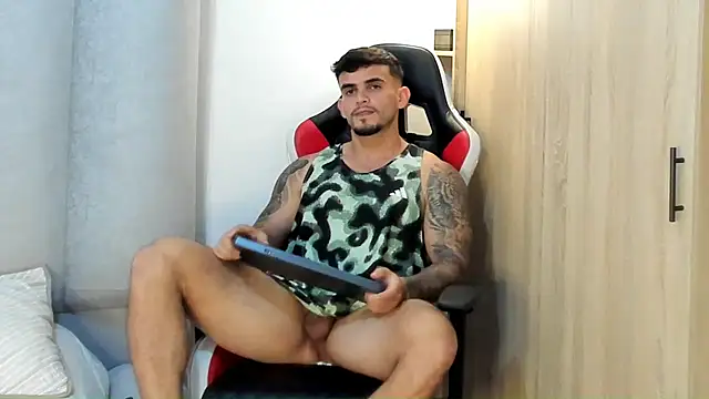 Онлайн чат XXX Ricardogo19