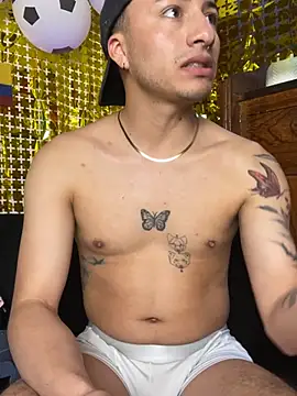 Czat XXX na żywo – Dereck_Klain