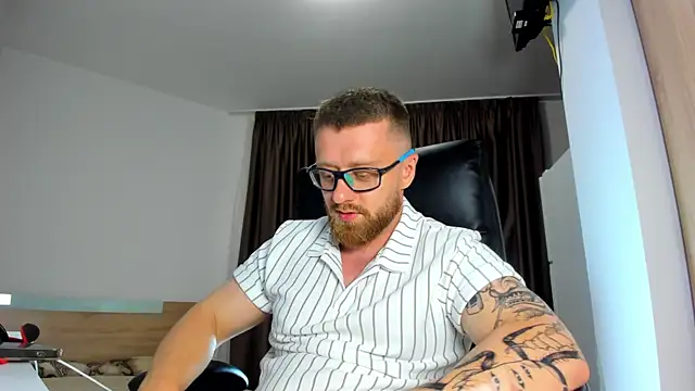 Findom_guy's Live XXX Chat