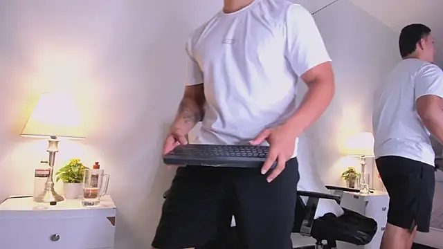 Chriss_Diamond 라이브 XXX 채팅