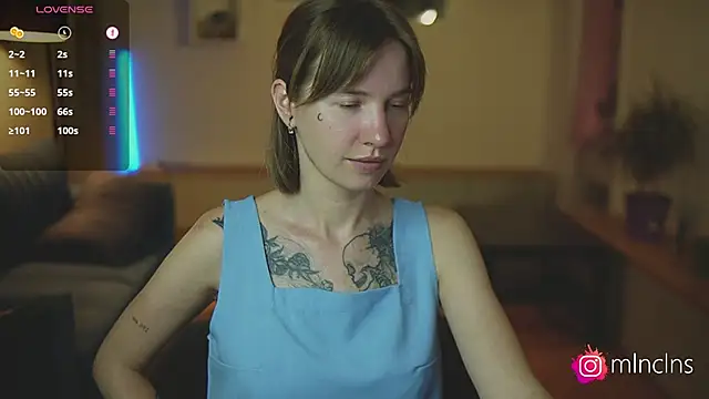 mel_collins' Live XXX Chat