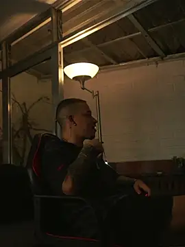 AlphaMasterXxx Live XXX-Chat