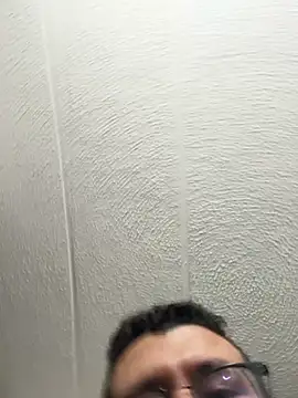 Kurtxxx22's Live XXX Chat
