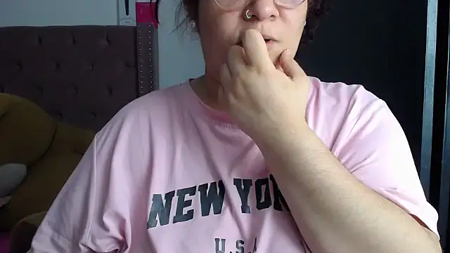 Chat XXX en directo de kattybbwbigboobs_