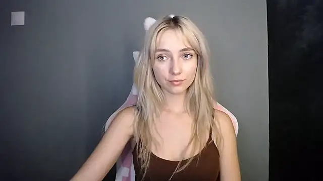 Chat XXX ao vivo de LuciaYoung