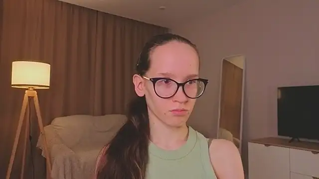 צ'אט XXX בשידור חי של BettyBrowni
