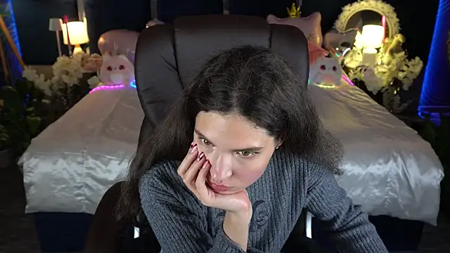 BabyFlowerr – Live XXX-chat