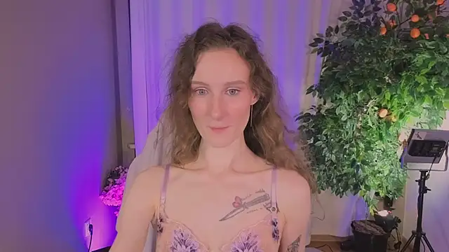 צ'אט XXX בשידור חי של AriaLiko