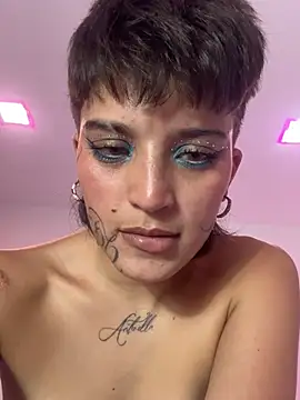 צ'אט XXX בשידור חי של DayanaDG