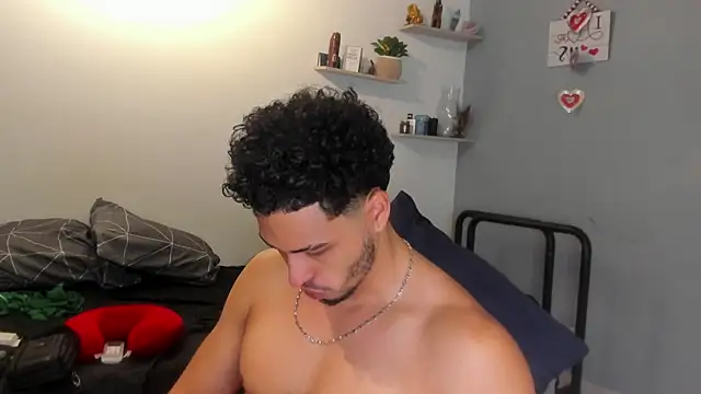 Živý XXX chat Kris_Khalifa69