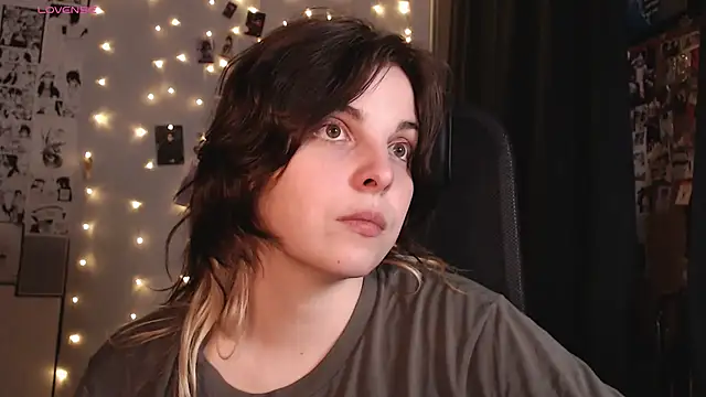 Chat XXX en directo de Saya_sweet