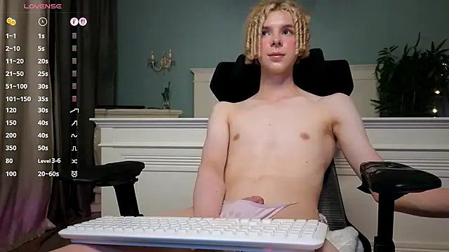 Kudi_Minnt Chat XXX in diretta