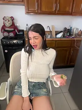 lost_wood19's Live XXX Chat