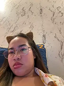 Ponthip Live XXX-chat