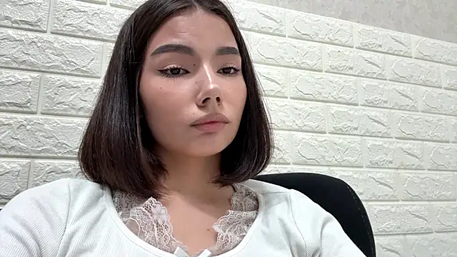 MarylnMonnier's Live XXX Chat