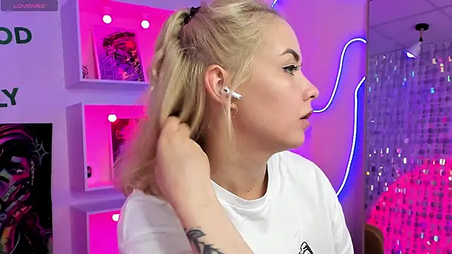 แชท XXX สดของ StephanieSweety