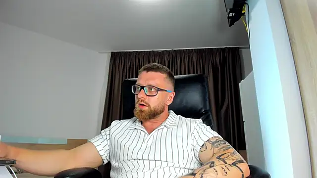Findom_guy – Naživo XXX chat