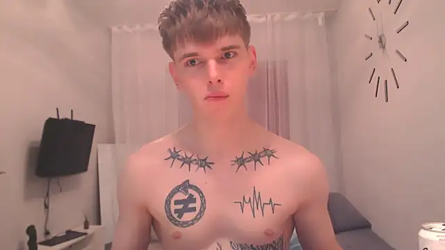 Онлайн чат XXX Fredd_Xanders