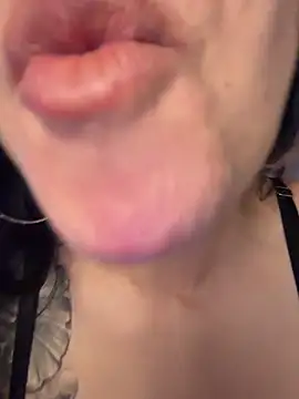 preetypeachn Live XXX chat