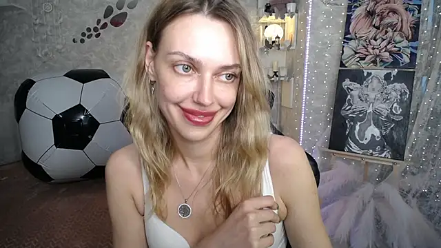 NickyAdamidi's Live XXX Chat