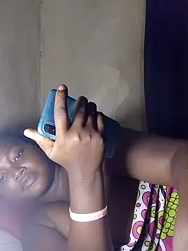 Chat +18 de Cute-mish ao vivo