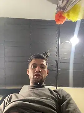 Онлайн чат XXX AlejandreBy