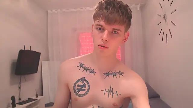 Онлайн чат XXX Fredd_Xanders