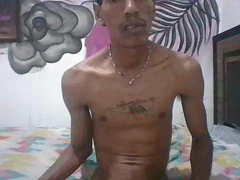 AlbertBigCock – Naživo XXX chat
