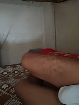 INDIAN_CHEESY-BOSS' Live XXX Chat