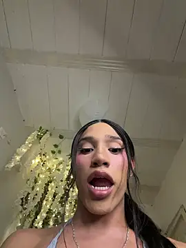 Chat XXX Live emaa--