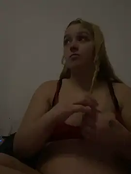 XXX chat uživo modela milf_cherry99