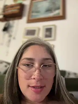 XXX chat uživo modela Alix_Valentine