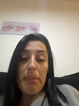 دردشة Catmila94 الجنسية المباشرة