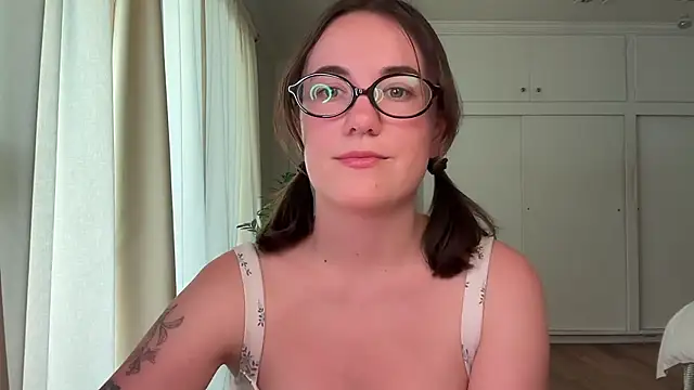summerxo élő XXX-chatje