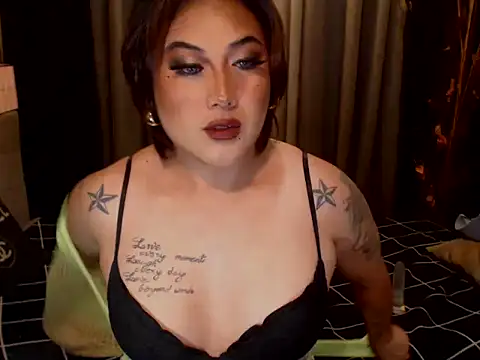 Chatroom XXX en direct de YourMistressAggy