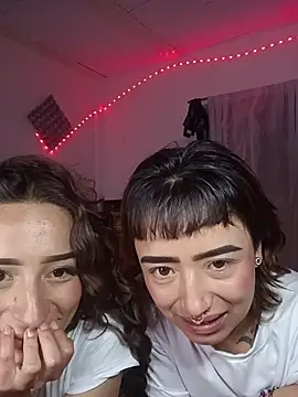 AlexxaAndRileyy live XXX chat