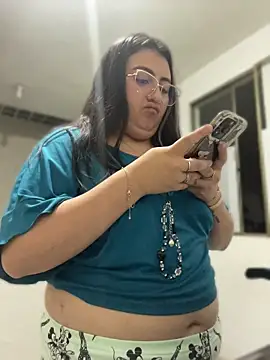 Chat XXX ao vivo de KaroVelvet