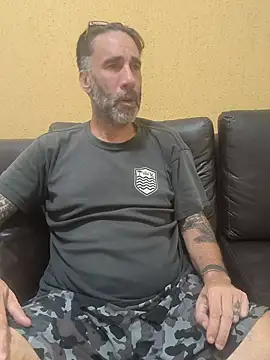 Tiojhonny: απευθείας συνομιλία ΧΧΧ