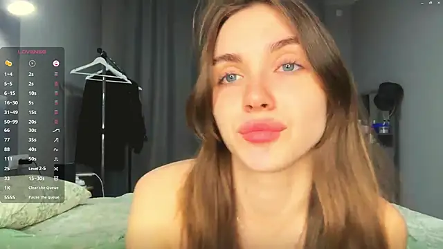 Veluxe Chat XXX in diretta