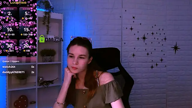 angie_foxy1's Live XXX Chat