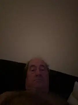 csikarn Live XXX chat