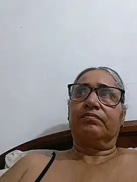 Chat +18 de _candi ao vivo