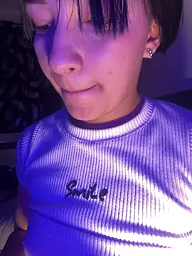 Hhannachiki's Live XXX Chat