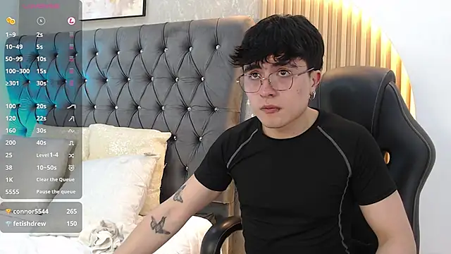 Tommy_Claks live XXX chat