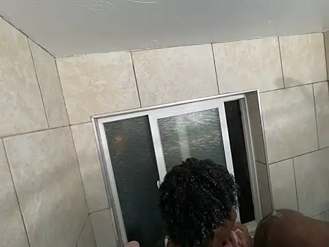 Tattedupdek Adlı Modelin Canlı XXX Sohbeti