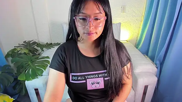 Chat +18 de soofiathooner ao vivo